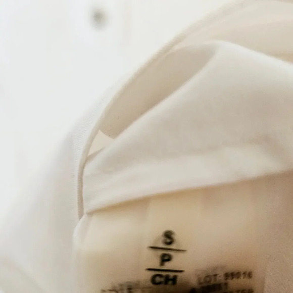 Elie Tahari NWOT Women's Lace Embroidery Button Down Blouse Small‎ Sheer Silk - Picture 13 of 15